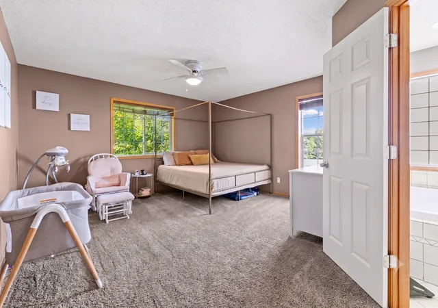 Photo 4 of Single family home for sale at 2044 Pheasant Run St, Shakopee, MN 55379 | MLS# 7157003 | Listing updated on 2026-10-09