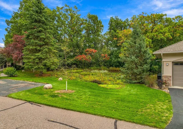 Photo 4 of Land for sale at 5 Summit, Saint Paul, MN 55127 | MLS# 7157026 | Listing updated on 2026-10-08