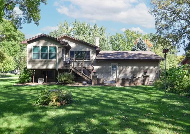 Photo 2 of Single family home for sale at 824 Benton St, Anoka, MN 55303 | MLS# 7157030 | Listing updated on 2026-10-09