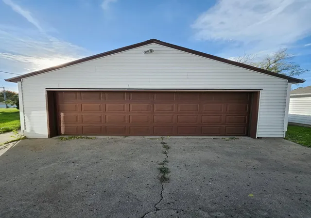 Photo 2 of Single family home for sale at 312 Melby Ave, Ashby, MN 56309 | MLS# 7157031 | Listing updated on 2026-10-08