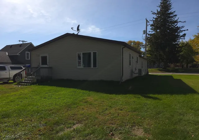 Photo 3 of Single family home for sale at 111 Main St N, Atwater, MN 56209 | MLS# 7157033 | Listing updated on 2026-10-08
