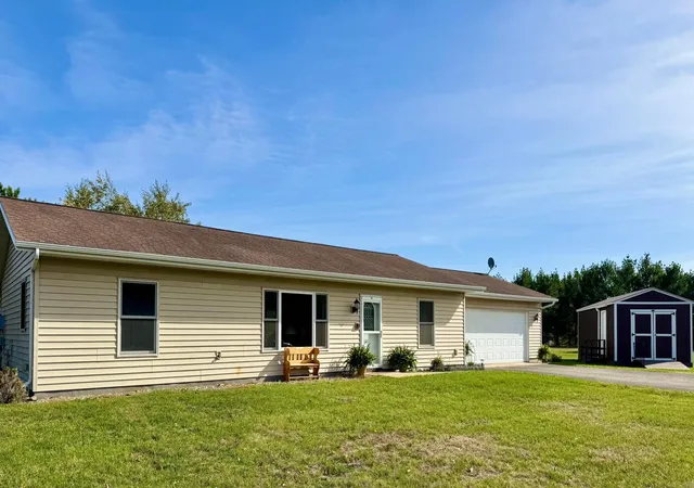 Photo 1 of Single family home for sale at 21304 Farm View Dr, Park Rapids, MN 56470 | MLS# 7157053 | Listing updated on 2026-10-21
