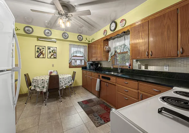 Photo 4 of Single family home for sale at 320 Broadway Ave W, Little Falls, MN 56345 | MLS# 7157062 | Listing updated on 2026-10-14