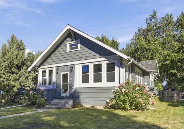 Photo 2 of Single family home for sale at 1043 1st Street N, Fargo, ND 58102 | MLS# 7157065 | Listing updated on 2026-10-08