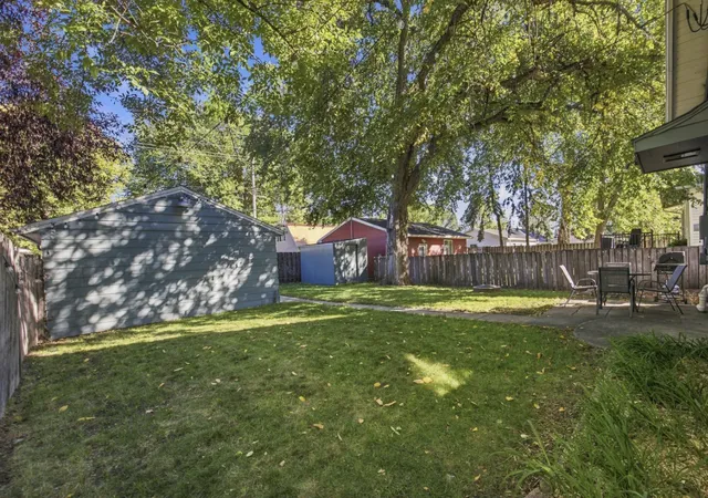 Photo 4 of Single family home for sale at 1043 1st Street N, Fargo, ND 58102 | MLS# 7157065 | Listing updated on 2026-10-08