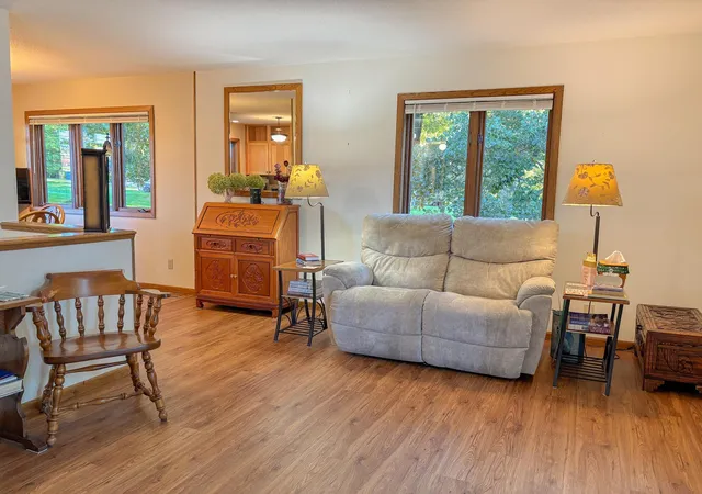 Photo 3 of Single family home for sale at 510 Woodland Trl, Fergus Falls, MN 56537 | MLS# 7157082 | Listing updated on 2026-10-09