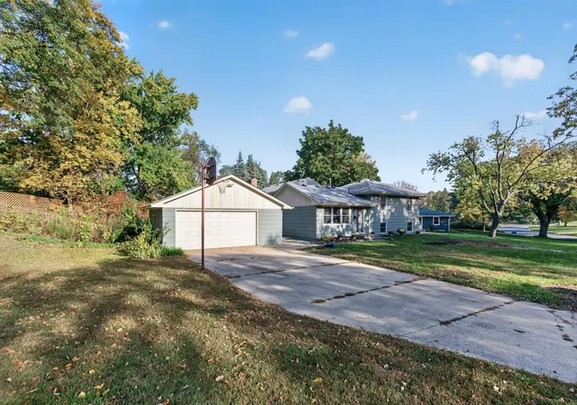 Photo 3 of Single family home for sale at 11340 Harrison Rd, Minneapolis, MN 55437 | MLS# 7157086 | Listing updated on 2026-10-14