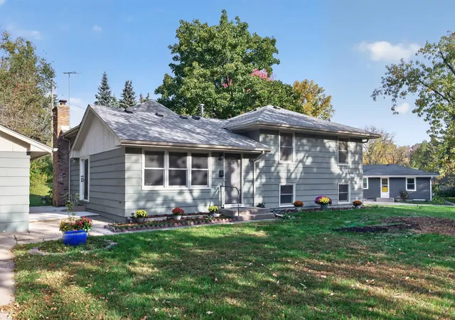 Photo 3 of Single family home for sale at 11340 Harrison Rd, Minneapolis, MN 55437 | MLS# 7157086 | Listing updated on 2026-10-23