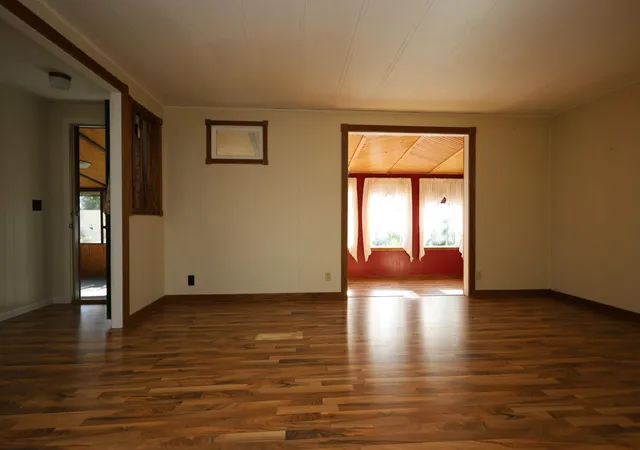 Photo 4 of Single family home for sale at 798 2nd Street NE, Hillsboro, ND 58045 | MLS# 7157089 | Listing updated on 2026-10-09
