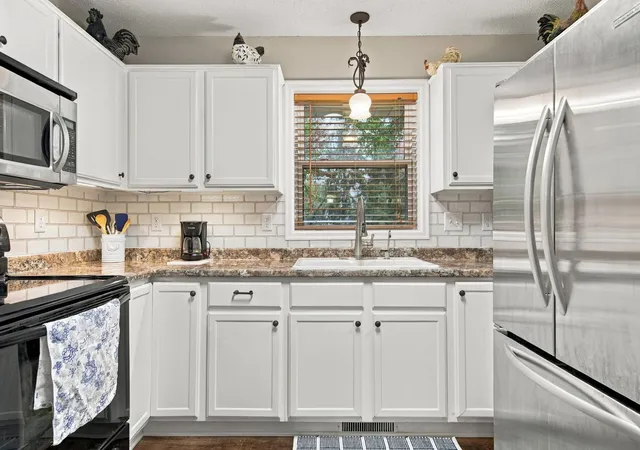 Photo 3 of Single family home for sale at 5386 Heath Ave N, Saint Paul, MN 55128 | MLS# 7157095 | Listing updated on 2026-10-22