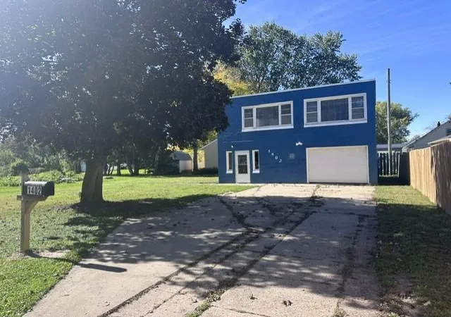 Photo 2 of Single family home for sale at 1402 6th Street Se, Austin, MN 55912 | MLS# 7157097 | Listing updated on 2026-10-08