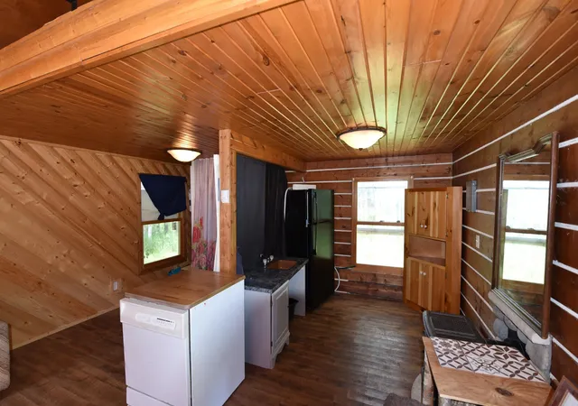Photo 4 of Single family home for sale at 18625 Skunk Lake Rd, Sandstone, MN 55072 | MLS# 7157099 | Listing updated on 2026-10-09