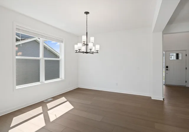 Photo 4 of Single family home for sale at 8621 Periwinkle Blvd, Saint Paul, MN 55129 | MLS# 7157101 | Listing updated on 2026-10-08