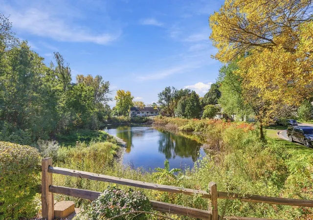 Photo 3 of Single family home for sale at 5758 Willow Ln N, Saint Paul, MN 55126 | MLS# 7157114 | Listing updated on 2026-10-09
