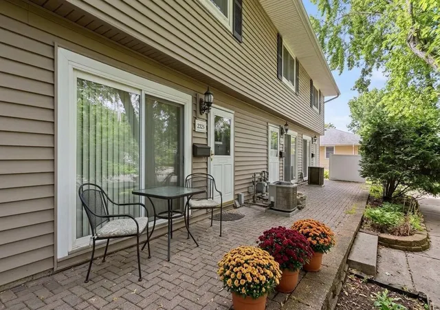 Photo 2 of Single family home for sale at 2325 Hampshire Ave S, Minneapolis, MN 55426 | MLS# 7157145 | Listing updated on 2026-10-08