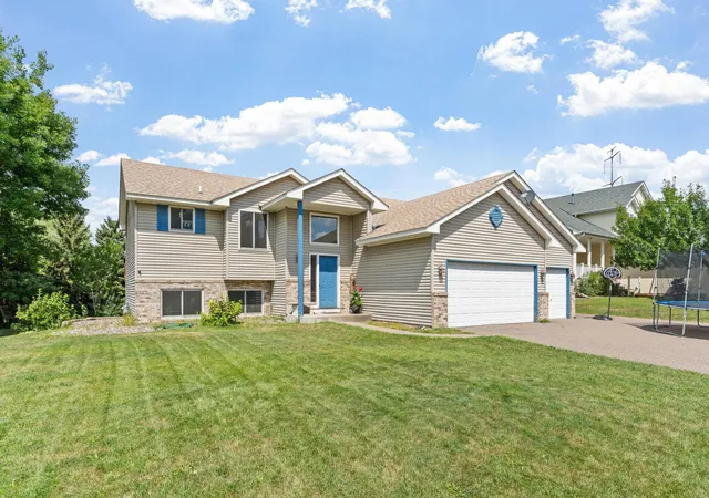 Photo 1 of Single family home for sale at 18566 96th Place N, Maple Grove, MN 55311 | MLS# 7157154 | Listing updated on 2026-10-08