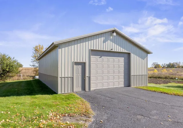 Photo 3 of Single family home for sale at 3698 135th Street, Plato, MN 55370 | MLS# 7157162 | Listing updated on 2026-10-21