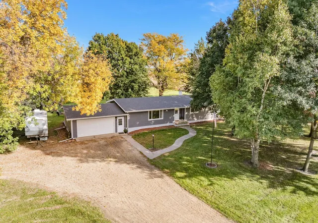 Single family home for sale at 11404 330th Avenue, Blue Earth, MN 56013 | MLS# 7157169