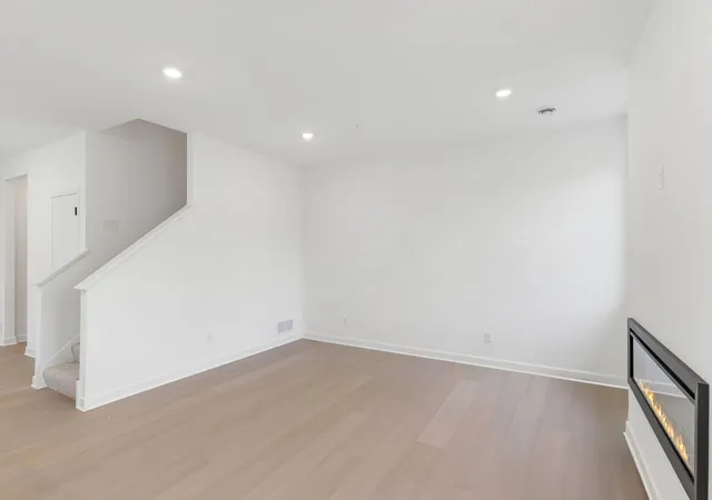 Photo 4 of Single family home for sale at 4957 Rudolf Ln NW, Rochester, MN 55901 | MLS# 7157184 | Listing updated on 2026-10-08