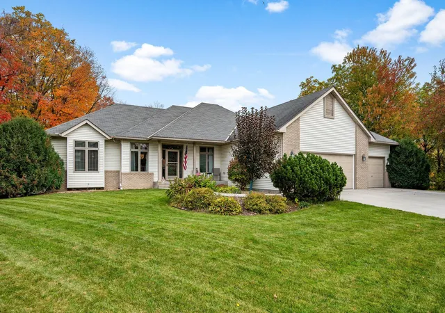 Photo 1 of Single family home for sale at 21448 Pointe Dr, Rogers, MN 55374 | MLS# 7157185 | Listing updated on 2026-10-19