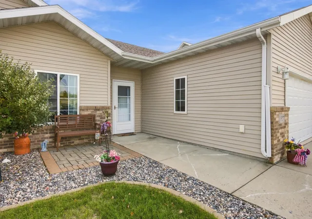 Photo 3 of Townhouse for sale at 3527 23rd Avenue S, Moorhead, MN 56560 | MLS# 7157195 | Listing updated on 2026-10-20