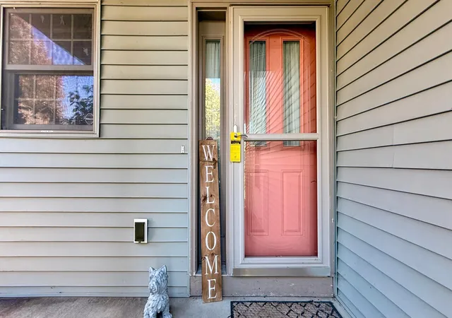 Photo 4 of Single family home for sale at 7474 Lamont Ave NE, Albertville, MN 55301 | MLS# 7157200 | Listing updated on 2026-10-09
