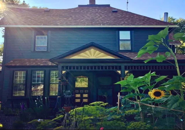Photo 3 of Single family home for sale at 410 1st Avenue Se, Glenville, MN 56036 | MLS# 7157227 | Listing updated on 2026-10-08