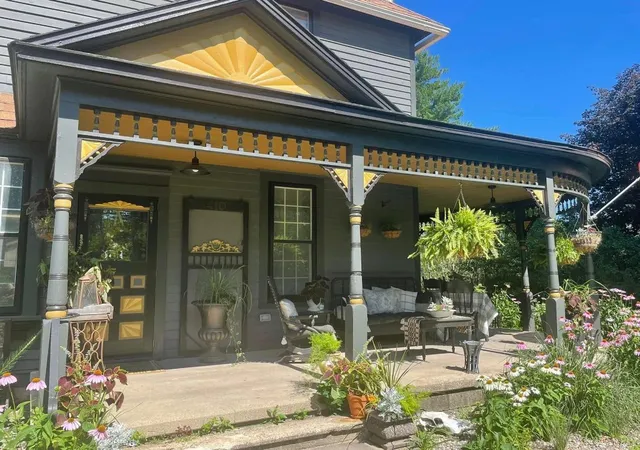 Photo 3 of Single family home for sale at 410 1st Avenue SE, Glenville, MN 56036 | MLS# 7157227 | Listing updated on 2026-10-08