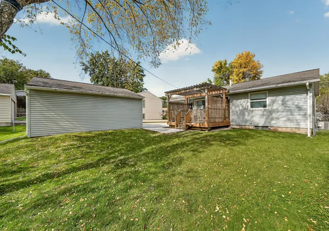 Photo 1 of Single family home for sale at 3716 1st Place NW, Rochester, MN 55901 | MLS# 7157229 | Listing updated on 2026-10-09