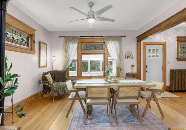 Photo 4 of Single family home for sale at 823 Armstrong Ave, Saint Paul, MN 55102 | MLS# 7157241 | Listing updated on 2026-10-11