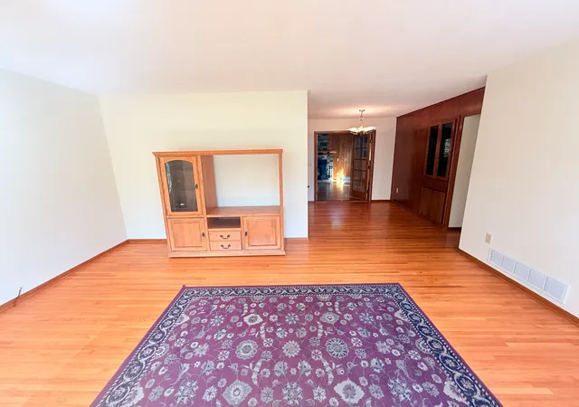 Photo 3 of Single family home for sale at 3890 Hill Ave, Saint Paul, MN 55110 | MLS# 7157281 | Listing updated on 2026-10-08