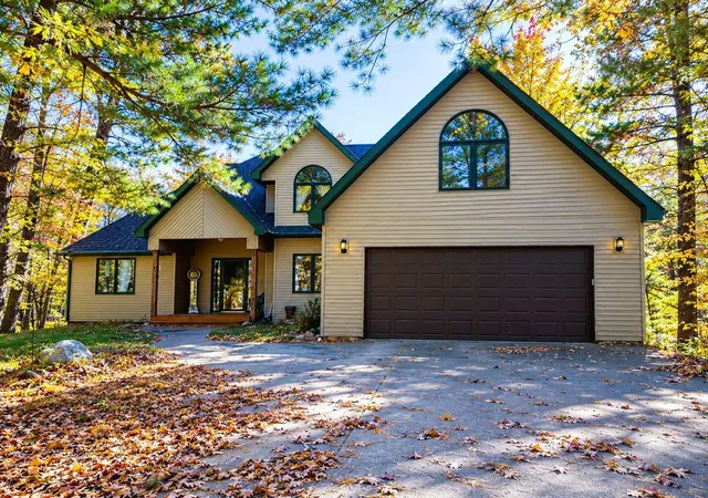 Photo 1 of Single family home for sale at 40041 302nd Lane, Aitkin, MN 56431 | MLS# 7157282 | Listing updated on 2026-10-11
