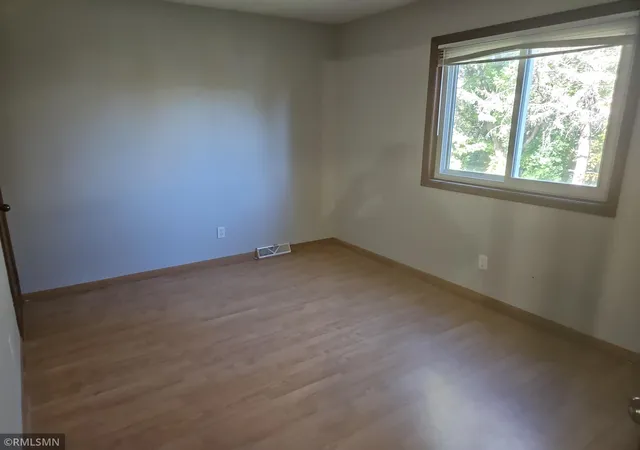 Photo 4 of Single family home for sale at 5365 180th Street W, Farmington, MN 55024 | MLS# 7157283 | Listing updated on 2026-10-08