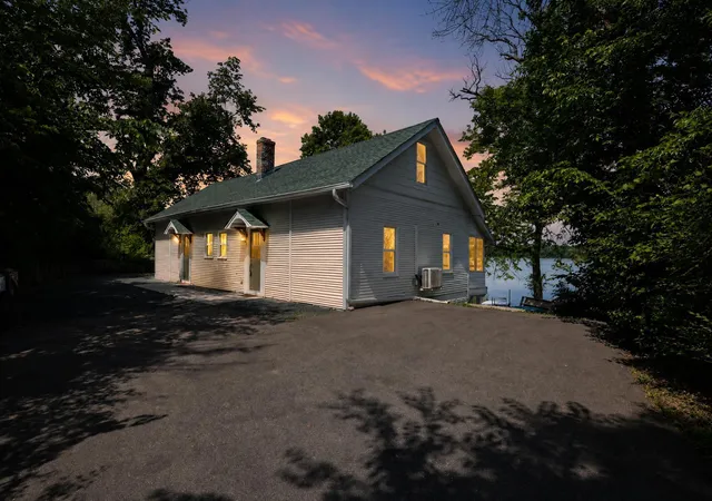Photo 2 of Multi family home for sale at 2627 Commerce Blvd, Mound, MN 55364 | MLS# 7157299 | Listing updated on 2026-10-09