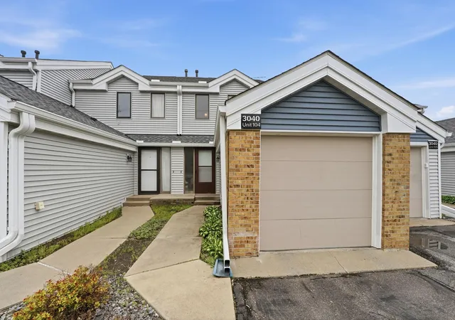 Photo 2 of Single family home for sale at 3040 Shields Dr #104, Saint Paul, MN 55121 | MLS# 7157306 | Listing updated on 2026-10-10
