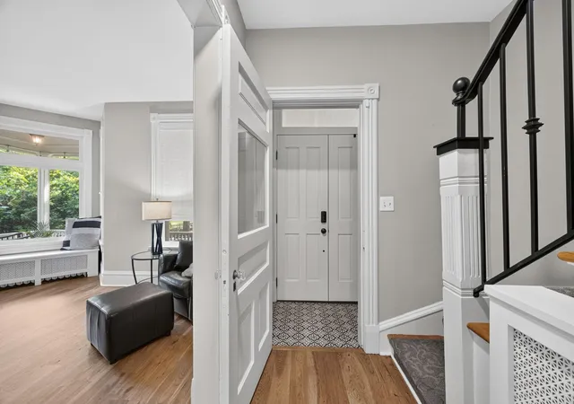 Photo 3 of Single family home for sale at 695 Fairmount Ave, Saint Paul, MN 55105 | MLS# 7157311 | Listing updated on 2026-10-08