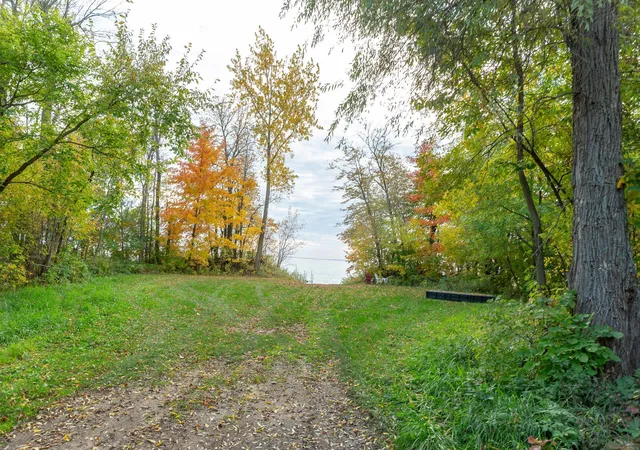 Photo 3 of Sale Pending at 32527 183rd Street, Isle, MN 56342 | MLS# 7157325 | Listing updated on 2026-10-19