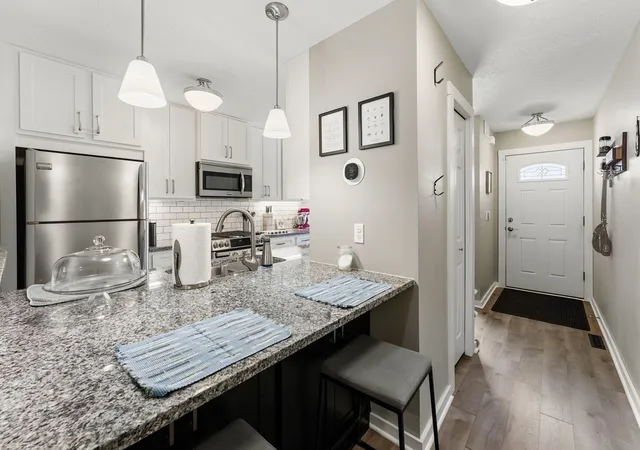 Photo 4 of Single family home for sale at 4113 France Ave S, Minneapolis, MN 55416 | MLS# 7157353 | Listing updated on 2026-10-13