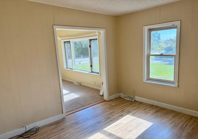 Photo 3 of Single family home for sale at 324 SW 4th Street, Brainerd, MN 56401 | MLS# 7157357 | Listing updated on 2026-10-09