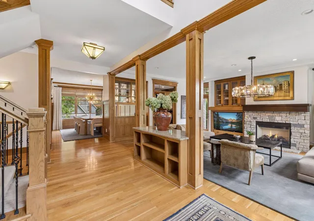 Photo 4 of Single family home for sale at 5055 Highview Pl, Excelsior, MN 55331 | MLS# 7157373 | Listing updated on 2026-10-22