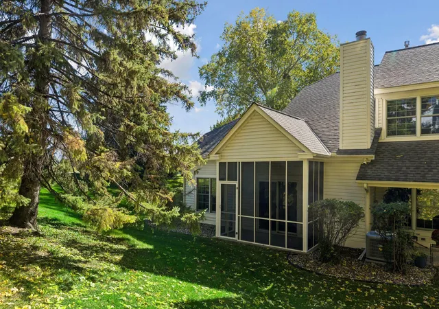 Photo 3 of Single family home for sale at 11018 Oregon Curv, Minneapolis, MN 55438 | MLS# 7157419 | Listing updated on 2026-10-12