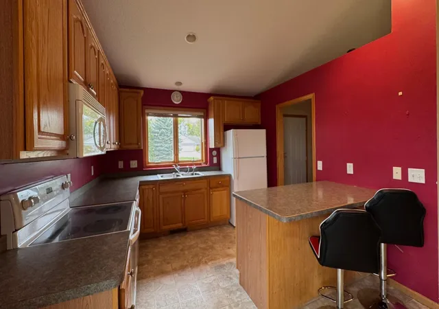 Photo 3 of Single family home for sale at 845 Deer Ct NE, Montgomery, MN 56069 | MLS# 7157439 | Listing updated on 2026-10-20