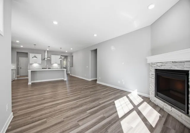 Photo 3 of Single family home for sale at 6750 Black Oak Ln, Hamel, MN 55340 | MLS# 7157440 | Listing updated on 2026-10-10