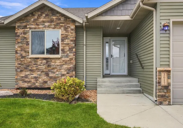 Photo 3 of Single family home for sale at 3017 2nd Street E, West Fargo, ND 58078 | MLS# 7157451 | Listing updated on 2026-10-18