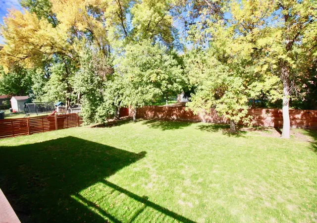 Photo 3 of Single family home for sale at 1504 Ave B, Wahpeton, ND 58075 | MLS# 7157456 | Listing updated on 2026-10-12