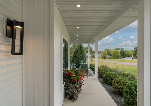 Photo 4 of Single family home for sale at 126 Shoreview Dr, Elysian, MN 56028 | MLS# 7157459 | Listing updated on 2026-10-09