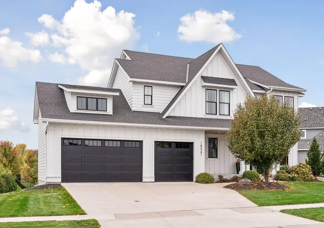 Photo 1 of Single family home for sale at 18447 75th Place N, Maple Grove, MN 55311 | MLS# 7157462 | Listing updated on 2026-10-20