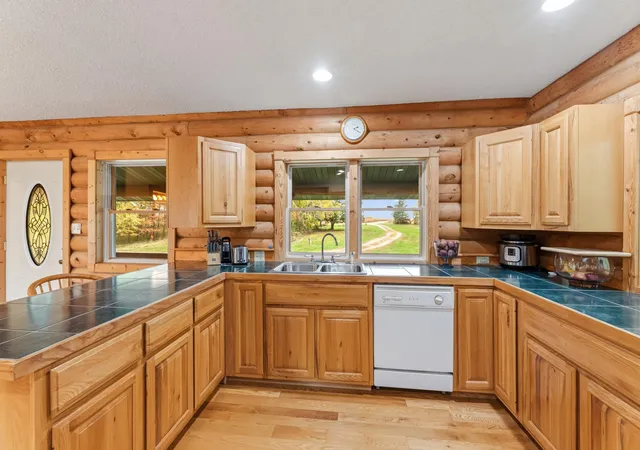 Photo 3 of Single family home for sale at 22544 Windy Point Rd, Winona, MN 55987 | MLS# 7157491 | Listing updated on 2026-10-21