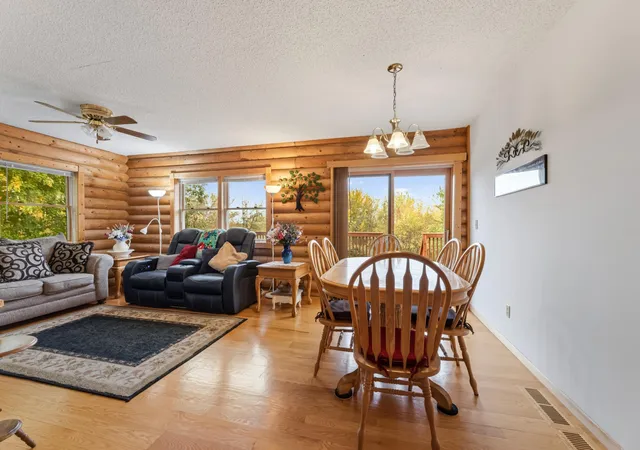 Photo 4 of Single family home for sale at 22544 Windy Point Rd, Winona, MN 55987 | MLS# 7157491 | Listing updated on 2026-10-21