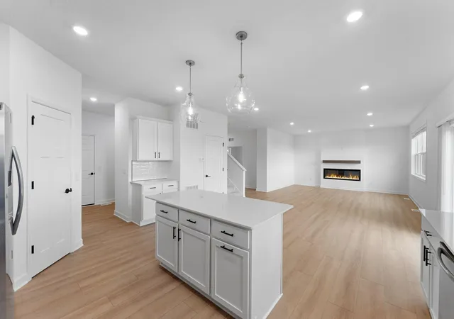 Photo 2 of Single family home for sale at 5081 Windlass Dr, Saint Paul, MN 55129 | MLS# 7157511 | Listing updated on 2026-10-08